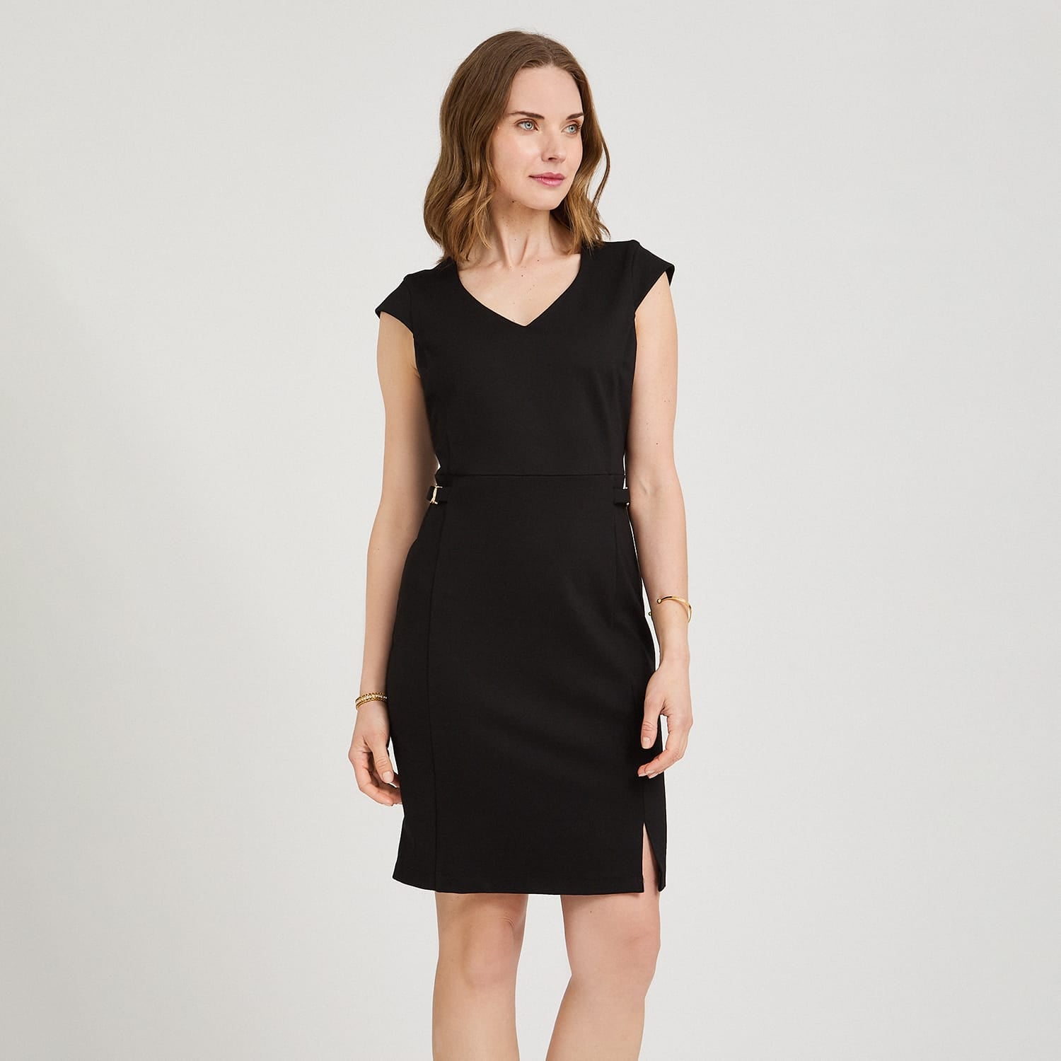 Vestido Midi Manga Corta Elasticado Negro