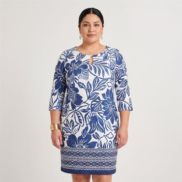 Vestido Corto Polyspandex Manga 3/4 Azul en modelo plus size