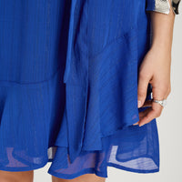 Vestido Corto de Lurex con Amarra en Cintura Azul