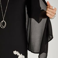Vestido Corto Estampado Localizado Twin Set con Tapado y Collar Negro