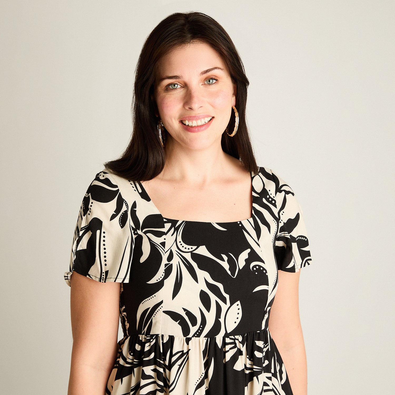 Vestido Maxi Negro Baja elasticidad Sin Forro Calce Normal