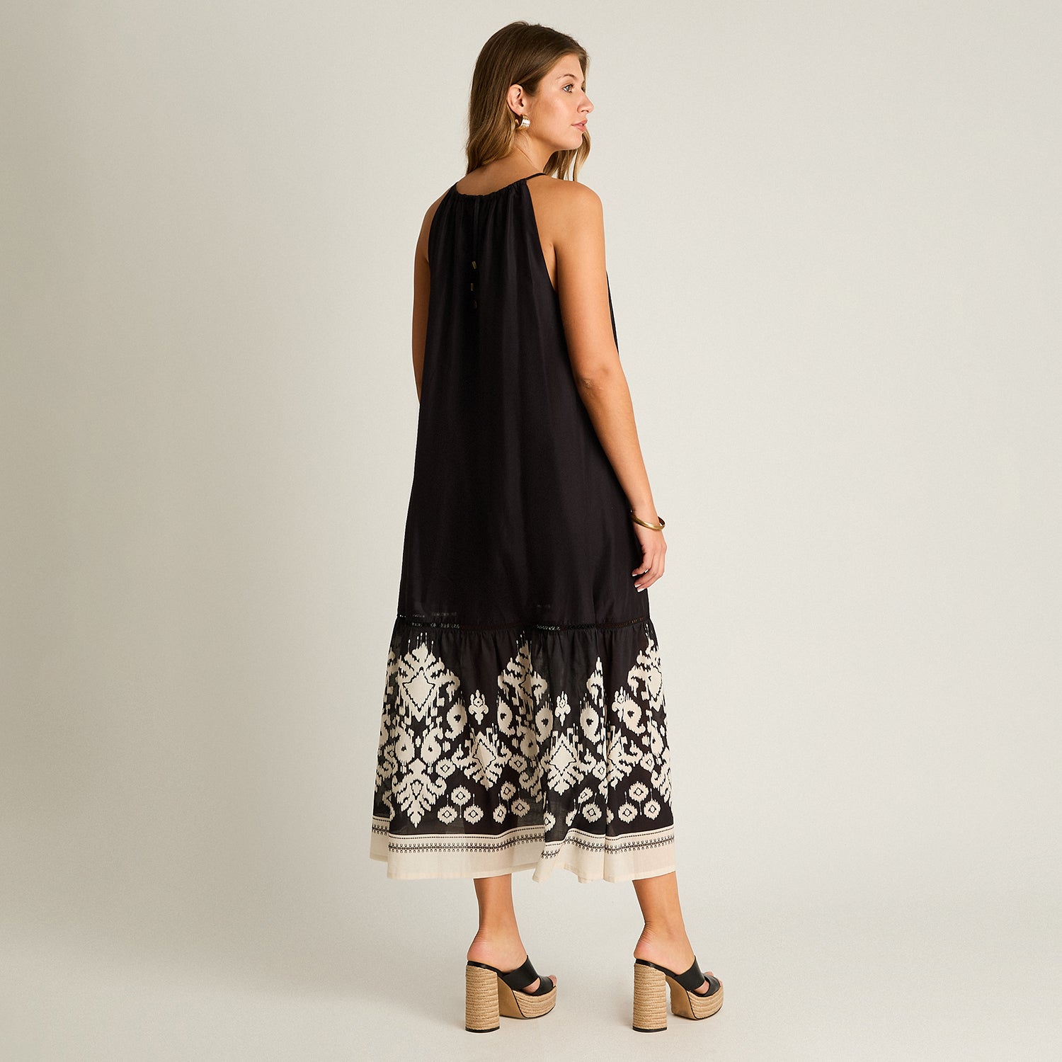 Vestido Maxi Negro No Elasticado Sin Forro Calce Holgado