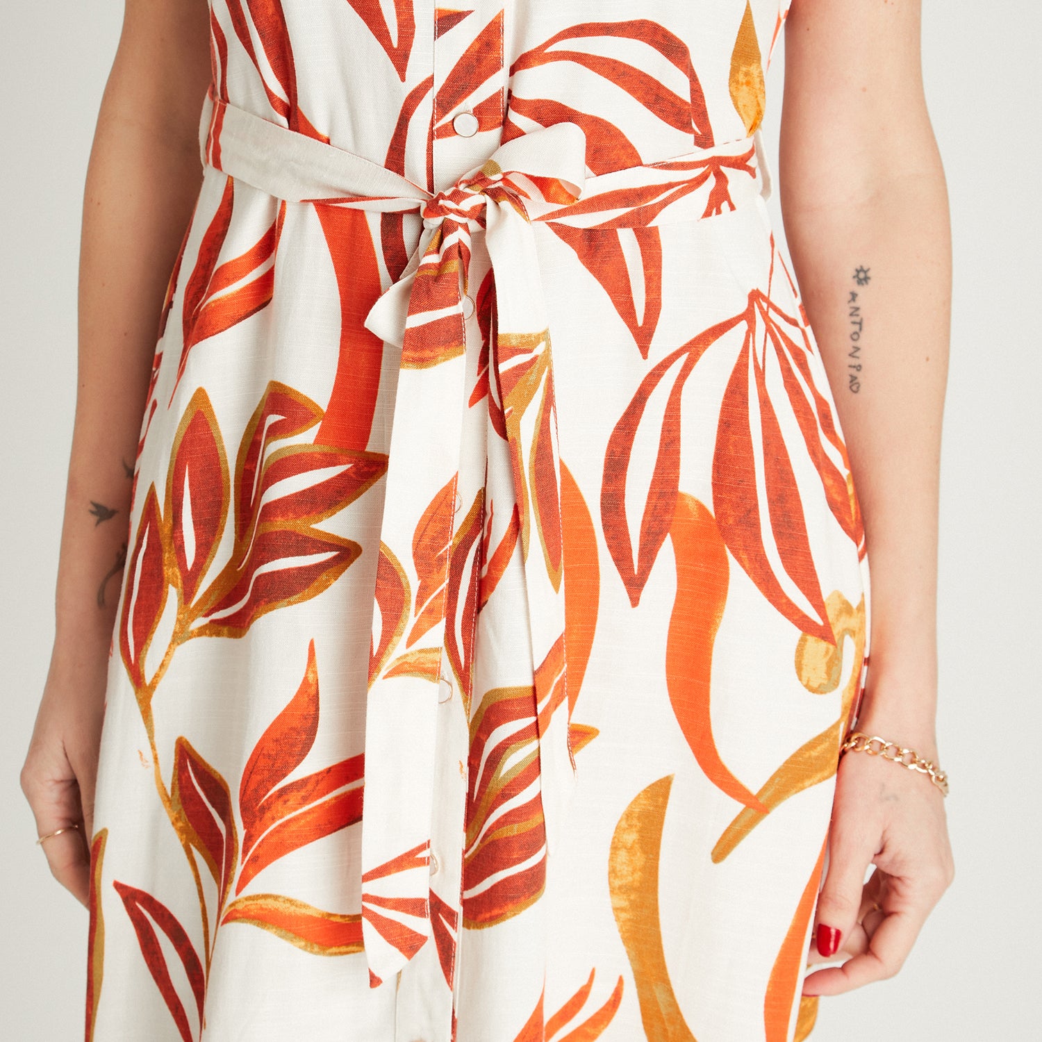 Vestido Maxi Naranjo Manga Corta Estampado Cuello Camisero Lorenzo di Pontti