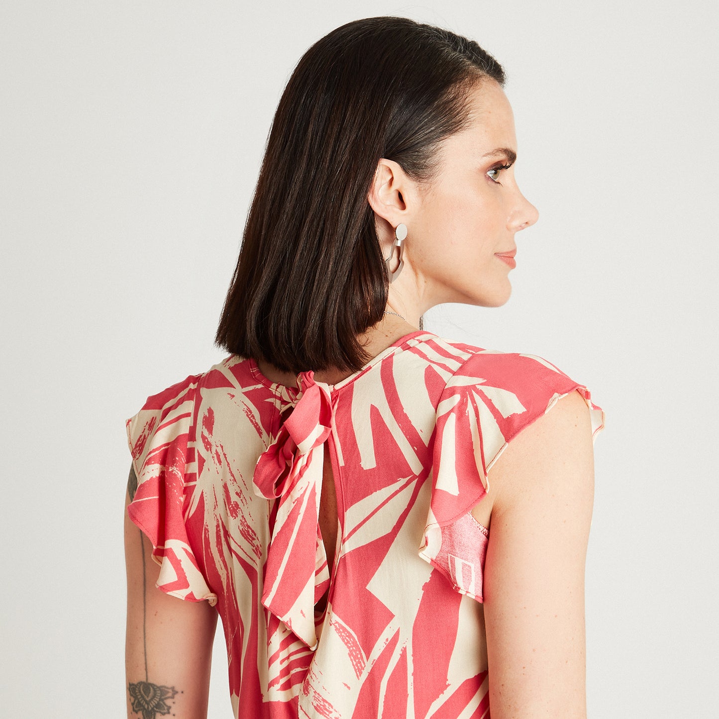 Vestido Corto Coral Manga Corta Estampado Cuello Redondo Curvi