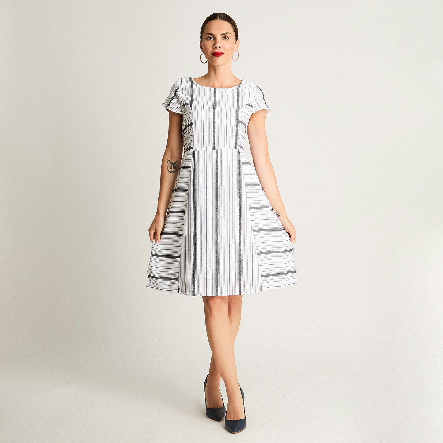 Vestido De Lino Manga Corta Print Rayado Azul Lorenzo Di Pontti