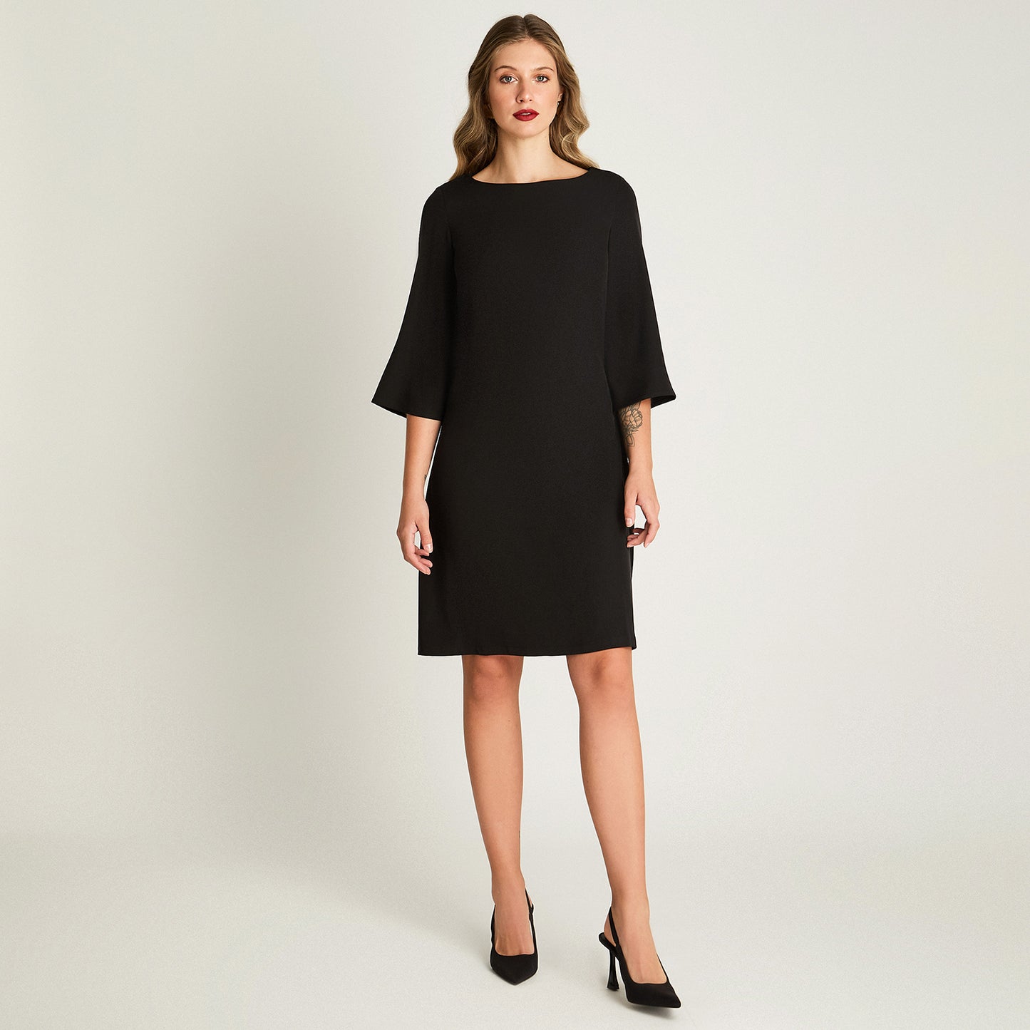 Vestido Manga 3/4 Escote V Negro Lorenzo Di Pontti