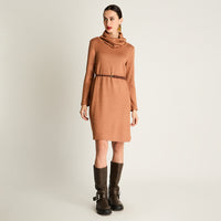 Vestido Midi Cuello Bote Con Cinturón Camel