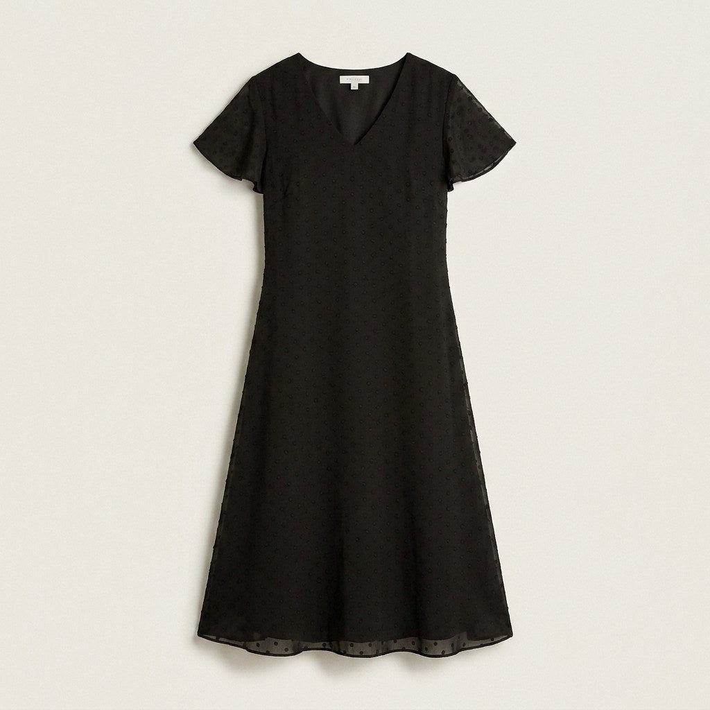 Vestido Midi Negro Con Forro en plano