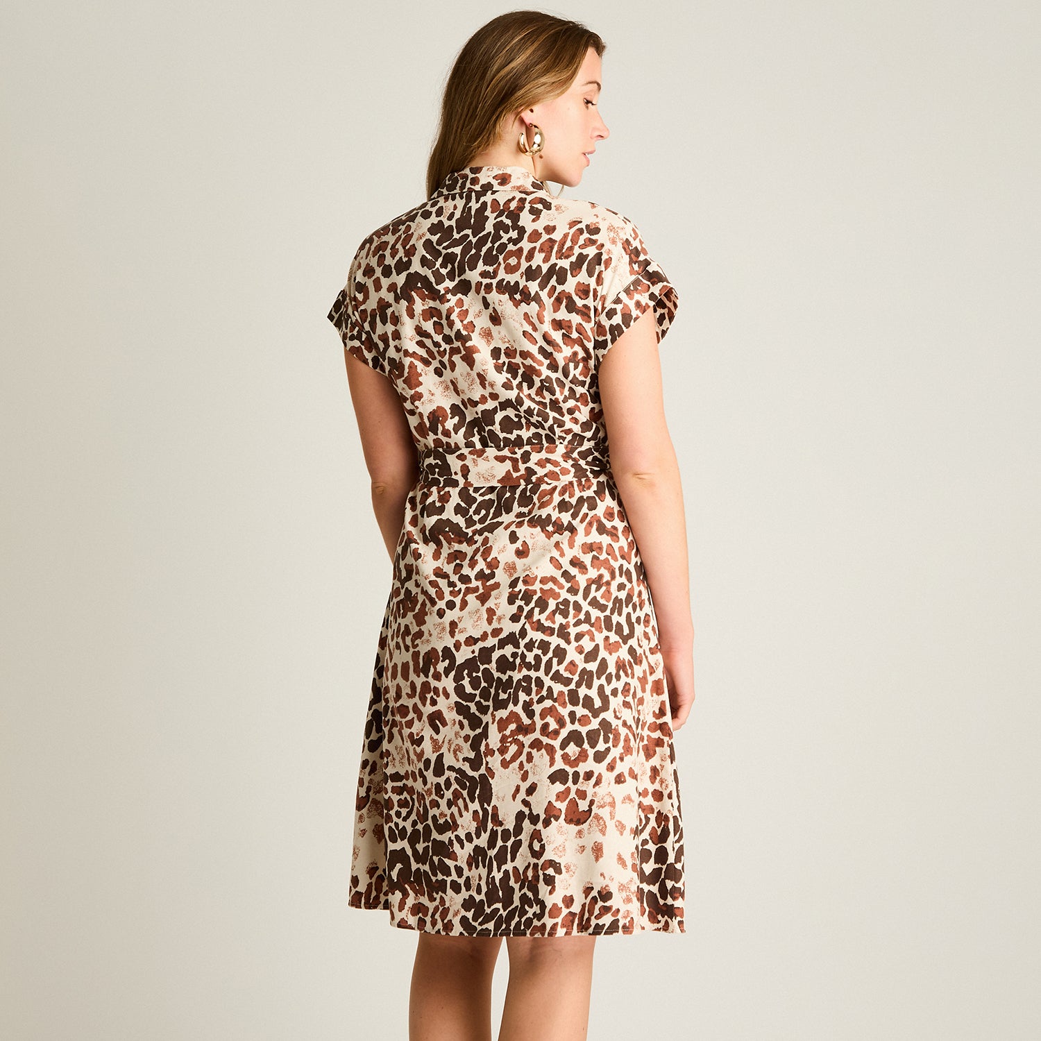 Vestido Midi Estampado Animal Print Café