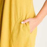 Vestido Midi Mostaza No Elasticado Sin Forro Calce Holgado