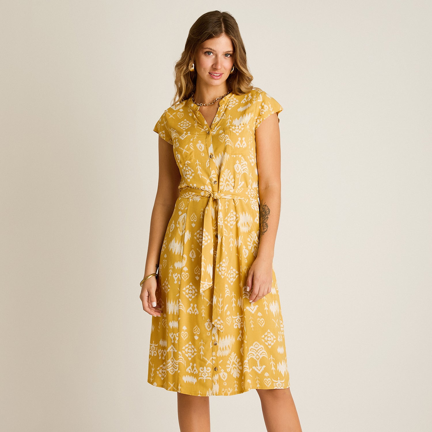 Vestido Midi Mostaza No Elasticado Sin Forro Calce Normal