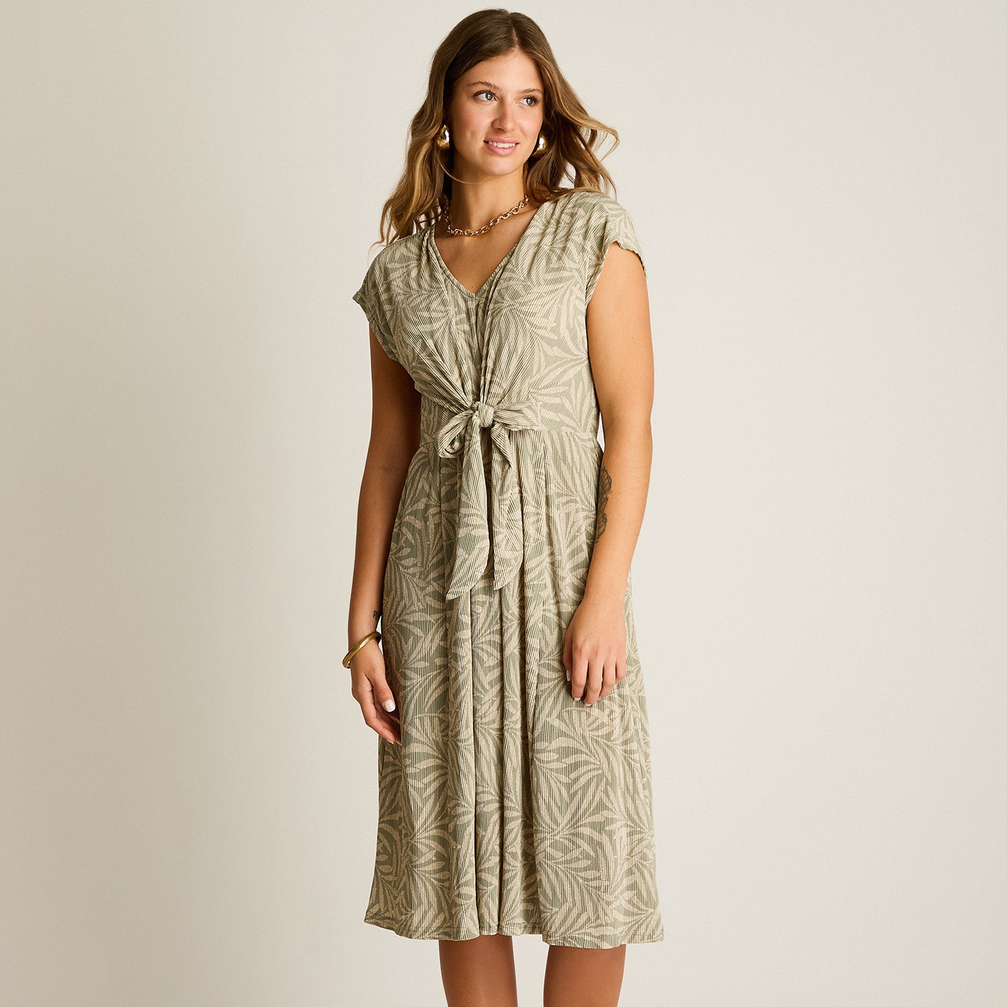 Vestido Midi Menta Muy elasticado Sin Forro Calce Normal