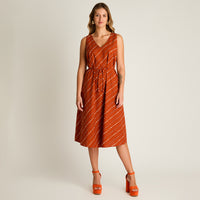 Vestido Midi Terracota No Elasticado Sin Forro Calce Holgado