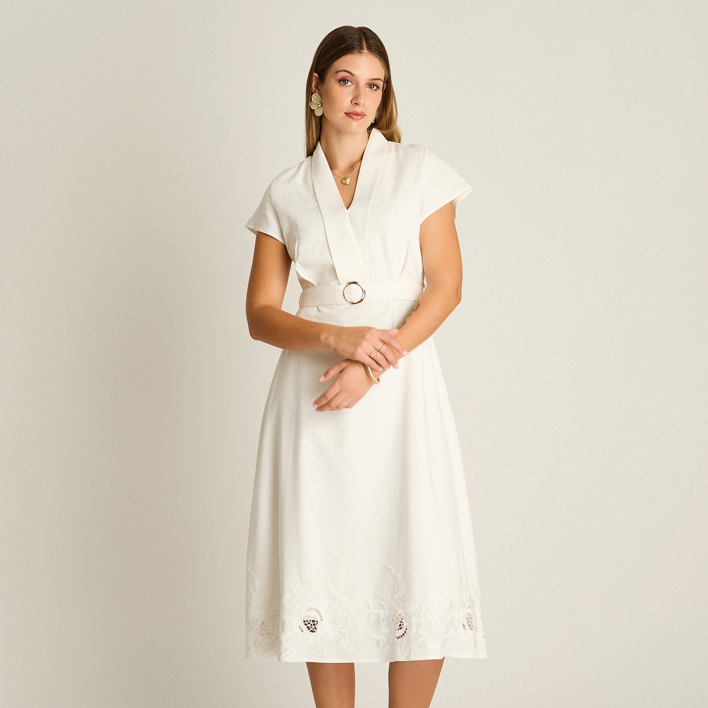 Vestido Midi Crudo Midi Elasticidad Nula Con Forro Calce Normal Tela Plano