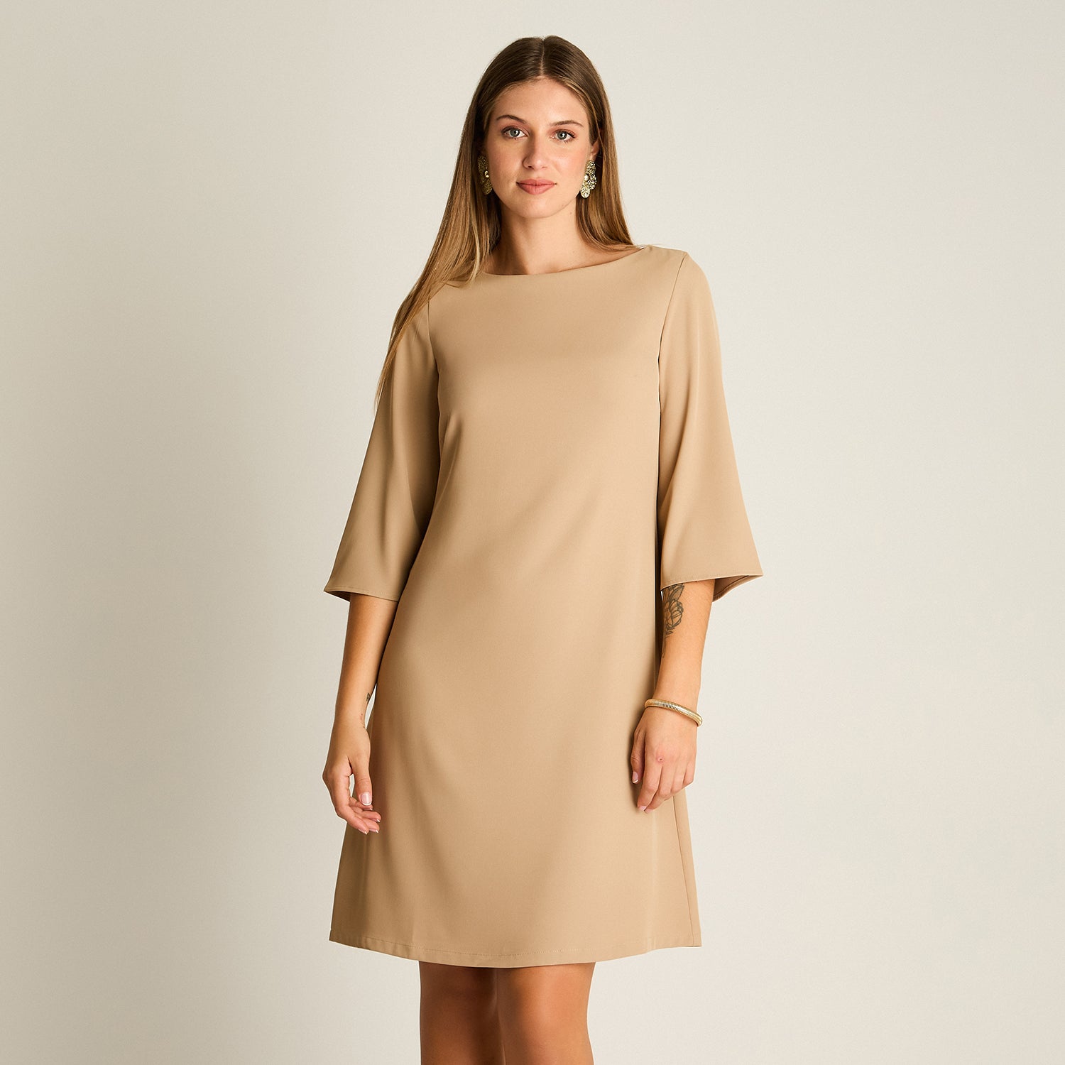 Vestido Midi Camel Midi Elasticidad Nula Con Forro Calce Normal Tela Plano