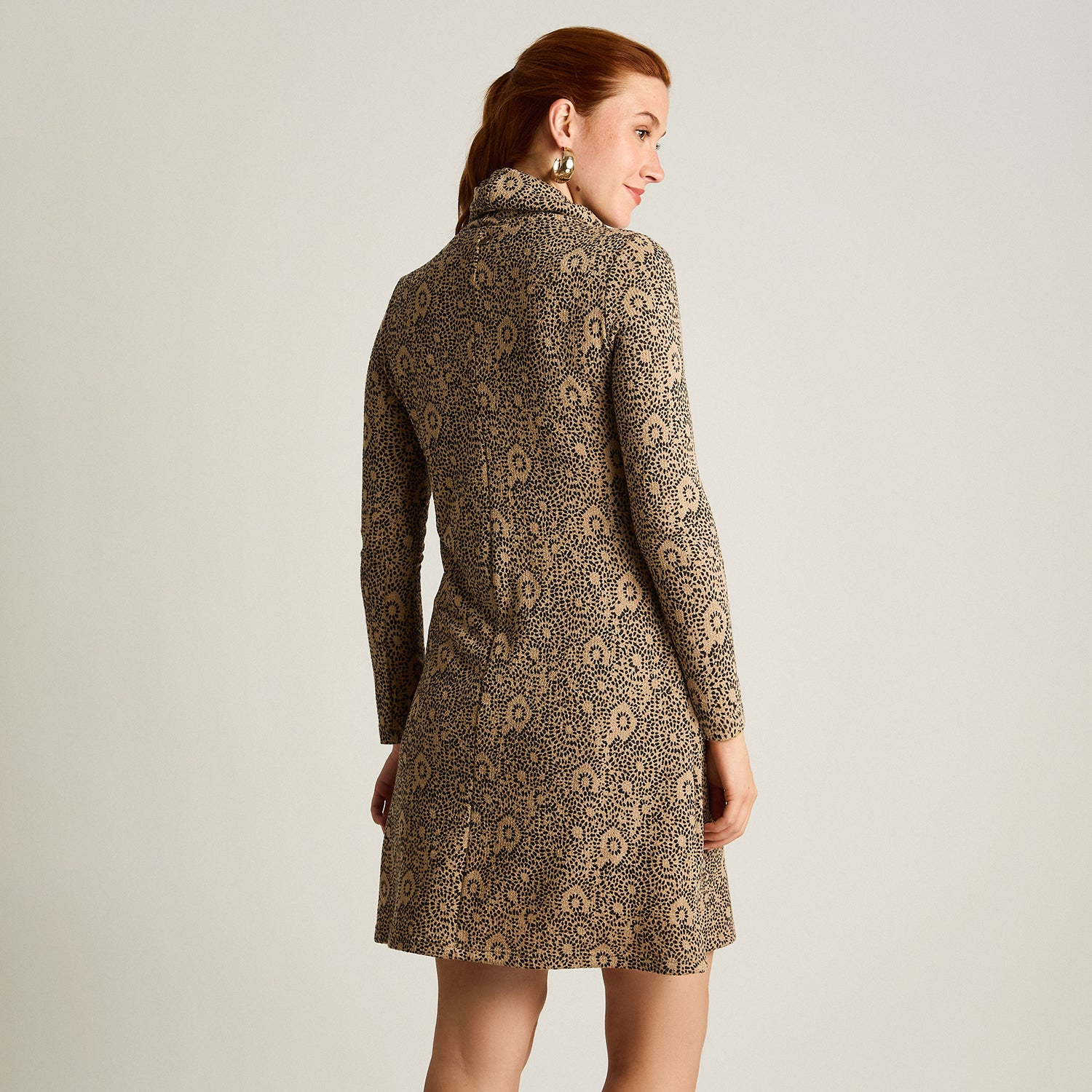 Vestido Midi Camel Midi Elasticidad Media Con Forro Calce Normal Tela Camant