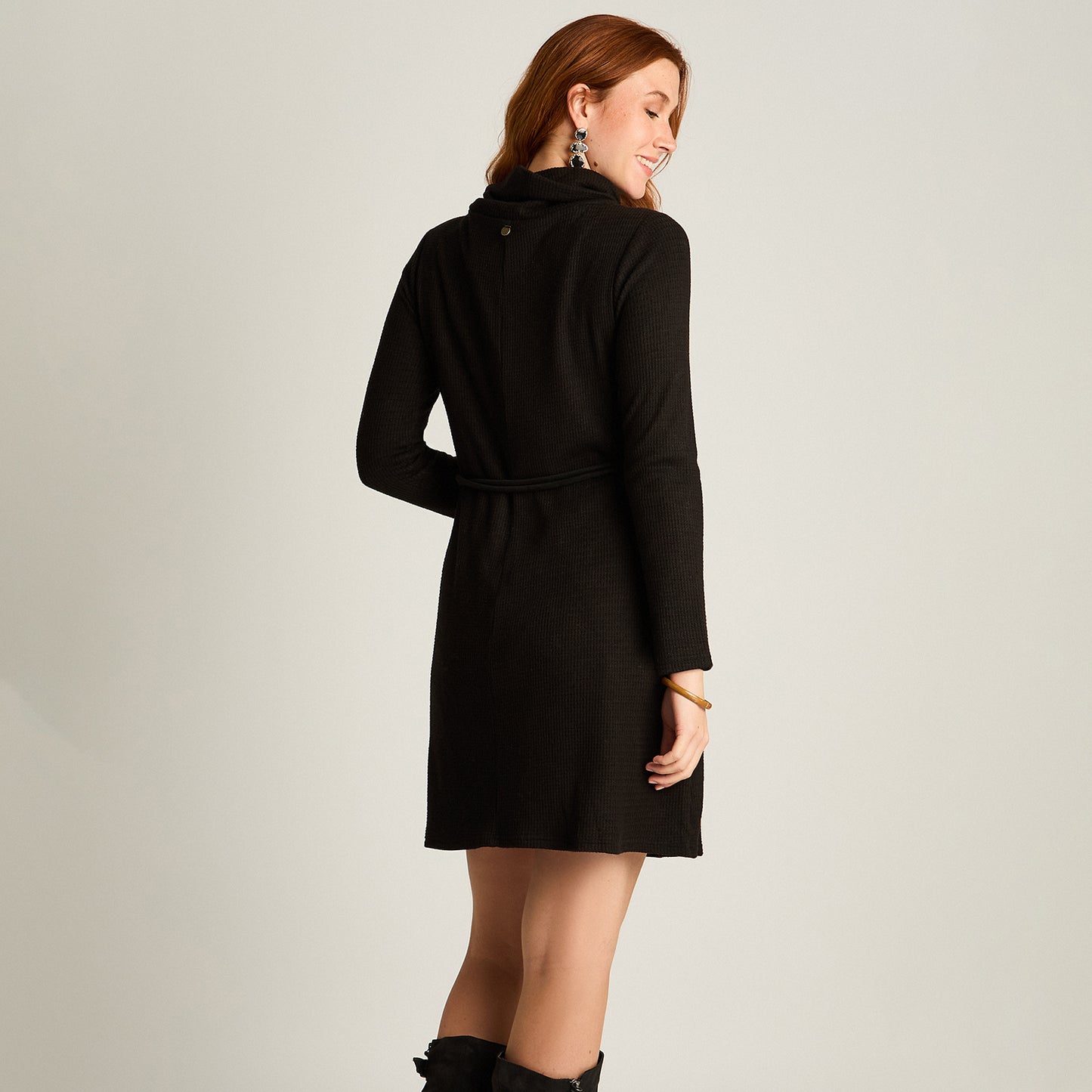 Vestido Midi Negro Midi Elasticidad Media Con Forro Calce Normal Tela Camant