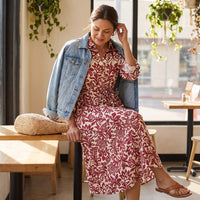 Vestido Midi Largo Manga Larga Roll Up Estampado Beige lifestyle