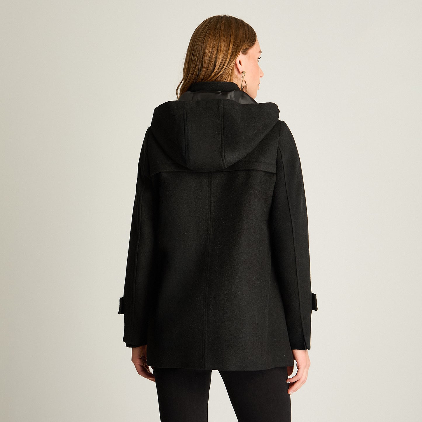 Abrigo Con Alamares Efecto Gamuza Y Gorro Manga Larga Negro