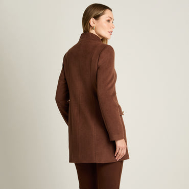 Abrigo Cafe Manga Larga Elasticidad Nula Con Forro Calce Normal Tela Plano