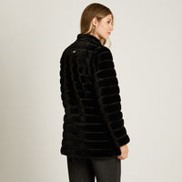 Abrigo Negro Manga Larga Elasticidad Nula Con Forro Calce Normal Tela Plano