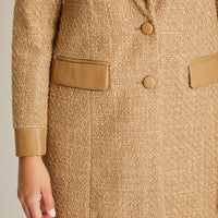 Abrigo Camel Manga Larga Elasticidad Nula Con Forro Calce Normal Tela Plano