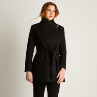 Abrigo Negro Manga Larga Elasticidad Nula Con Forro Calce Normal Tela Plano