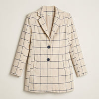 Abrigo Beige con Estampado a Cuadros en plano
