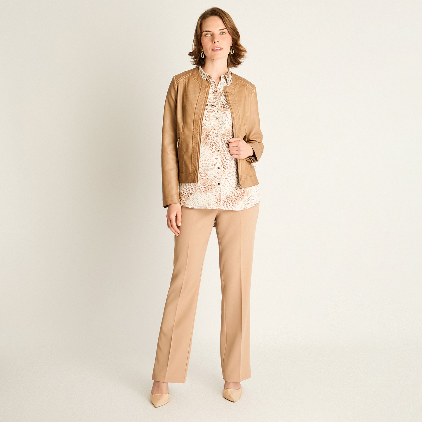 Chaqueta Ecocuero Camel con Cierre