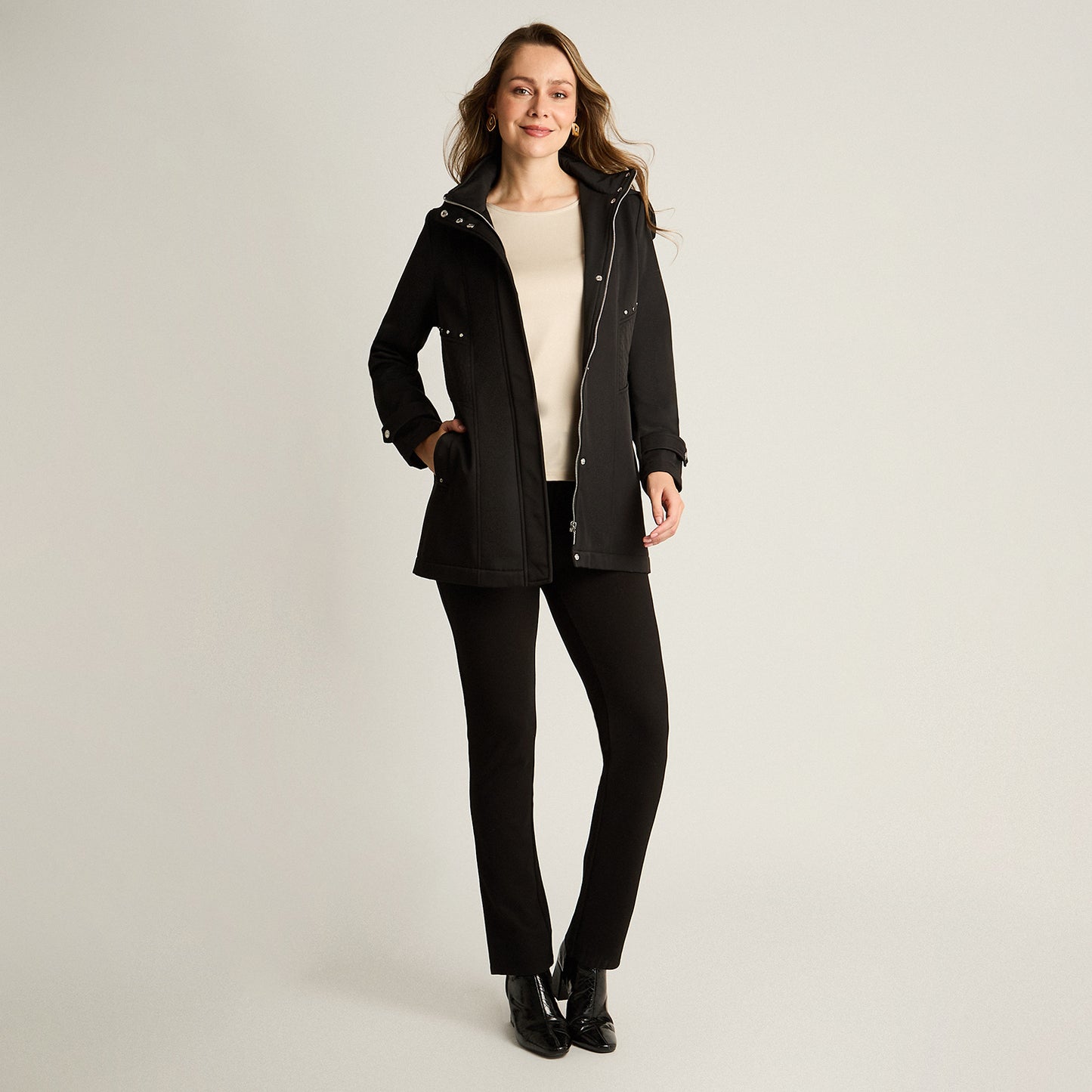 Chaqueta Softshell Manga Larga Con Forro Negro