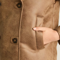 Chaqueta Camel Manga Larga Elasticidad Nula Con Forro Calce Normal Tela Bonded