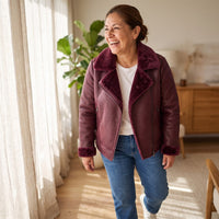 Chaqueta Burdeo Tipo Aviadora en Ecocuero con Sherpa lifestyle