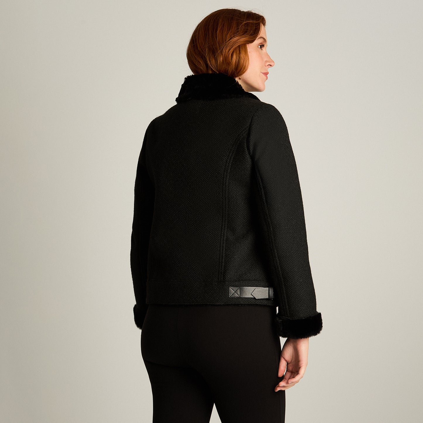 Chaqueta Negro Manga Larga Elasticidad Nula Con Forro Calce Normal Tela Bonded