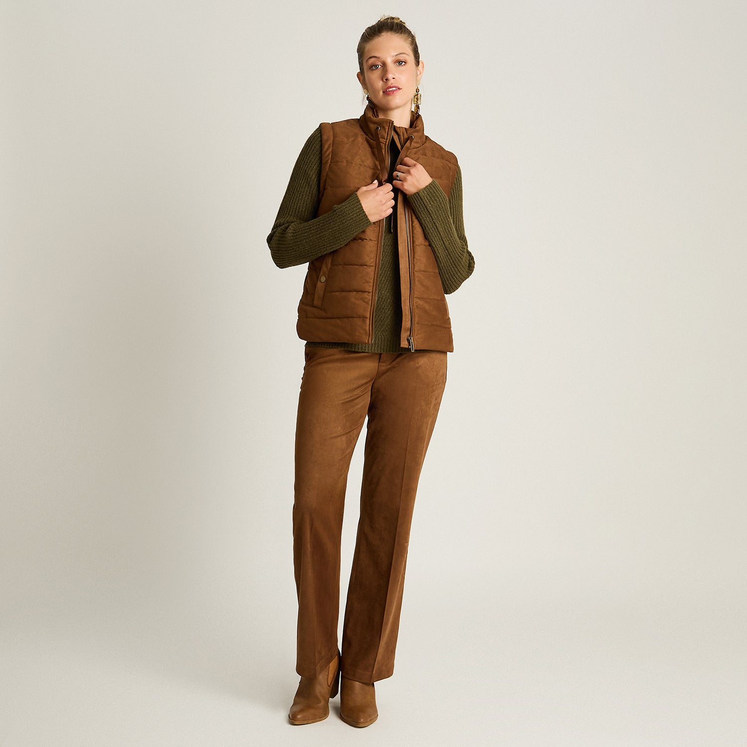 Parka Camel Sin Mangas Elasticidad Nula Con Forro Calce Normal Tela Plano