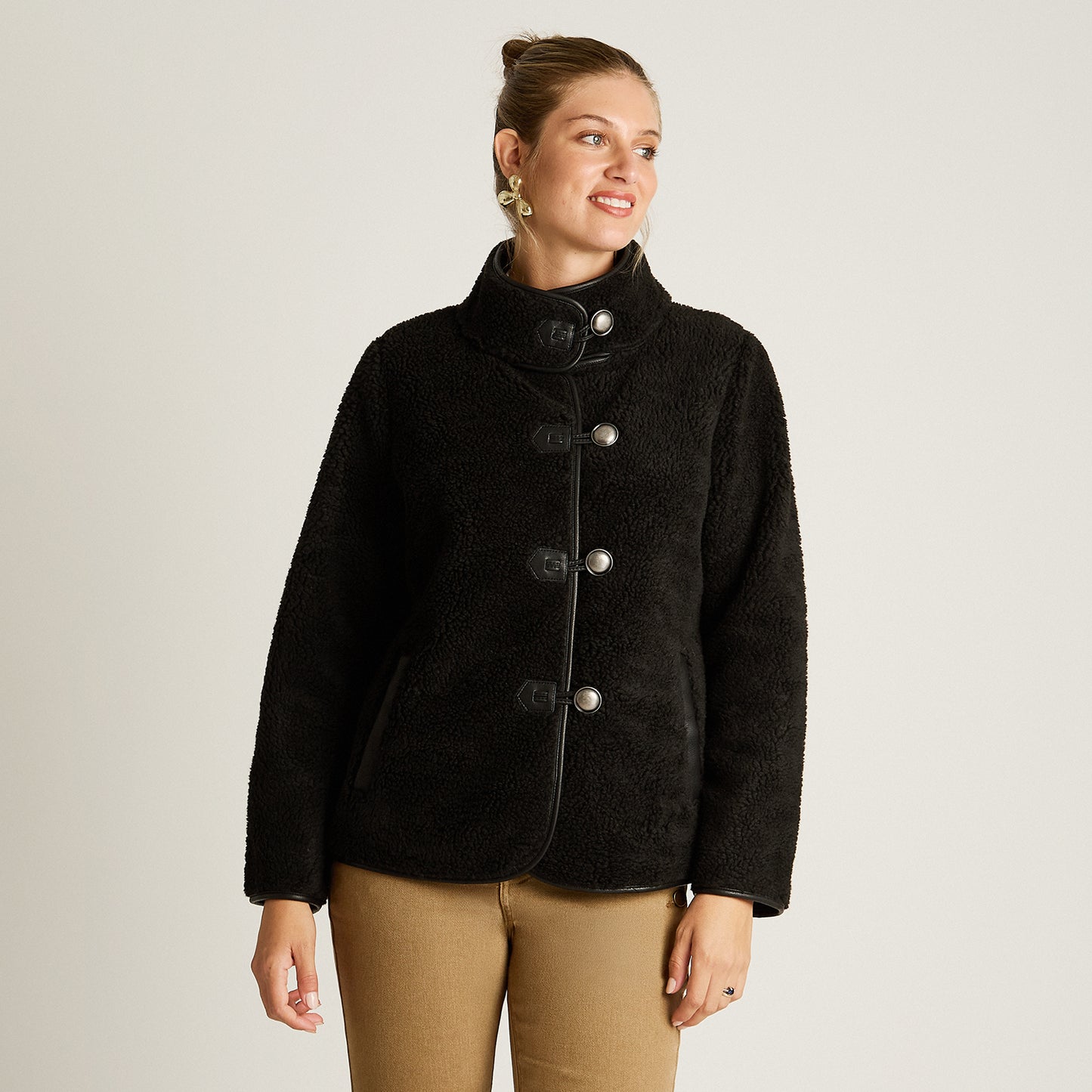 Chaqueta Negro Manga Larga Elasticidad Nula Con Forro Calce Normal Tela Bonded