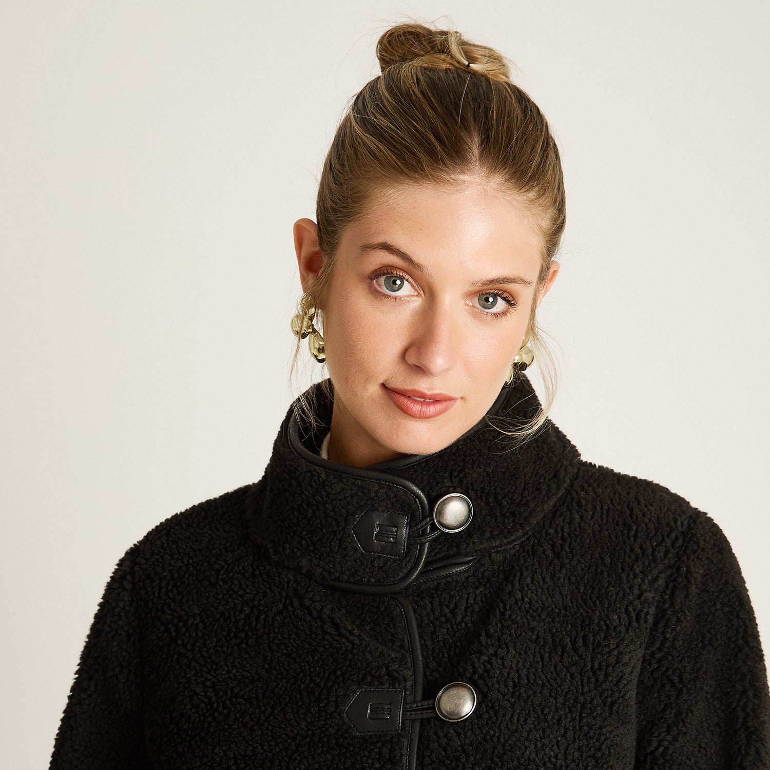 Chaqueta Negro Manga Larga Elasticidad Nula Con Forro Calce Normal Tela Bonded