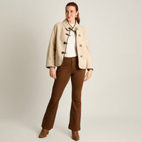 Chaqueta Beige Manga Larga Elasticidad Nula Con Forro Calce Normal Tela Bonded
