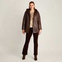 Chaqueta Cafe Manga Larga Elasticidad Nula Con Forro Calce Normal Tela Bonded