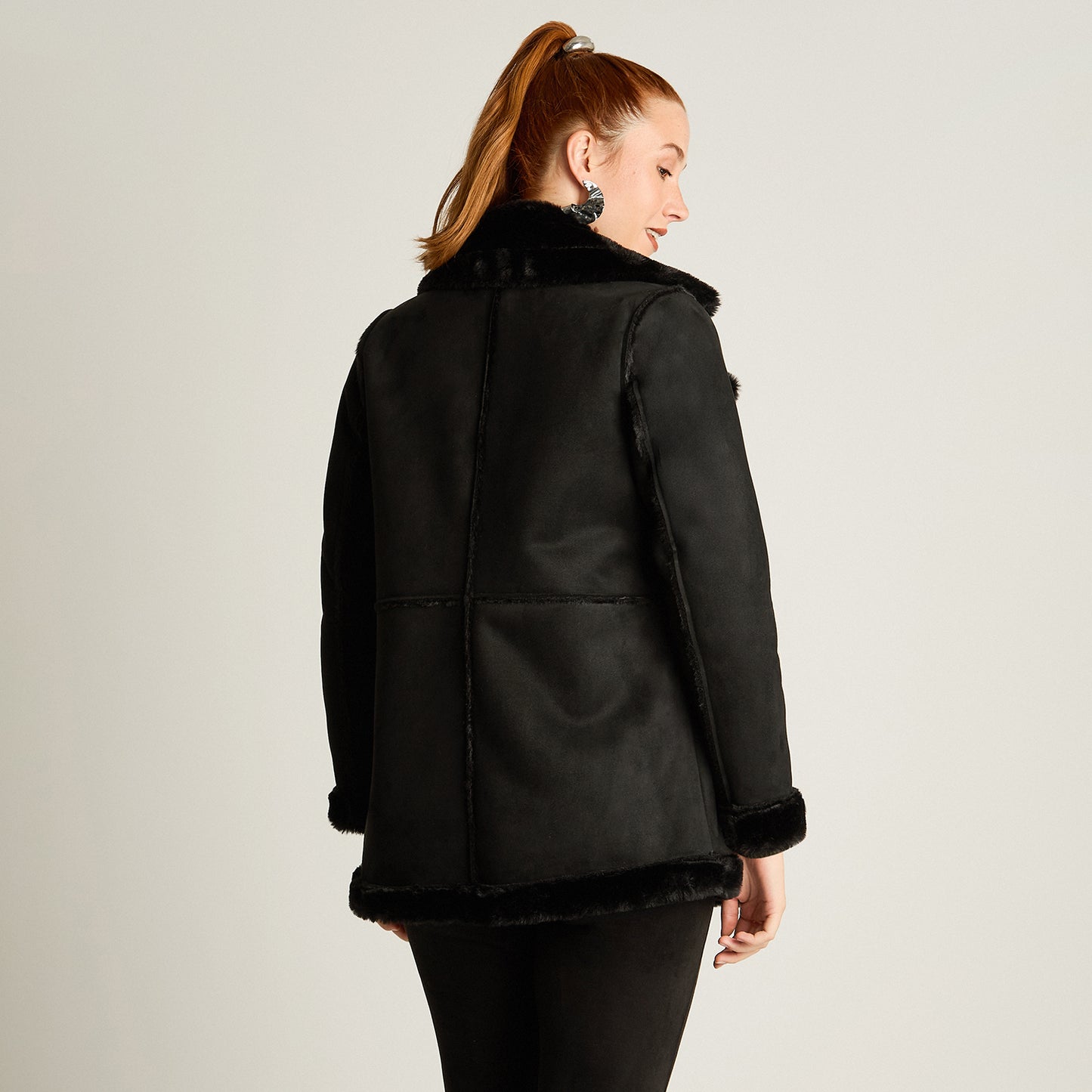 Chaqueta Negro Manga Larga Elasticidad Nula Con Forro Calce Normal Tela Bonded