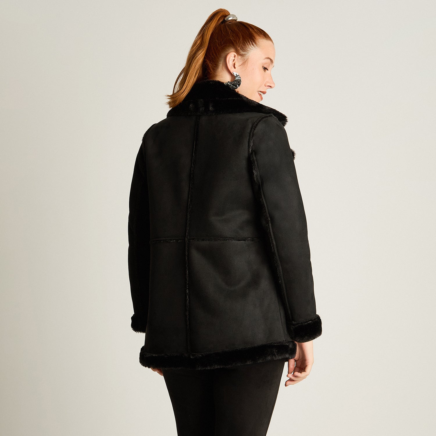 Chaqueta Negro Manga Larga Elasticidad Nula Con Forro Calce Normal Tela Bonded