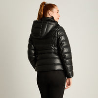 Parka Negro Manga Larga Elasticidad Nula Con Forro Calce Normal Tela Eco Cuero