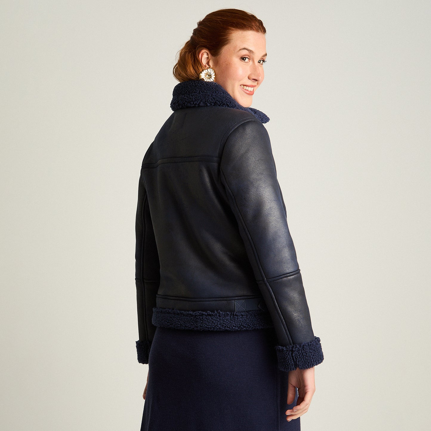 Chaqueta Azul Manga Larga Elasticidad Nula Con Forro Calce Normal Tela Bonded