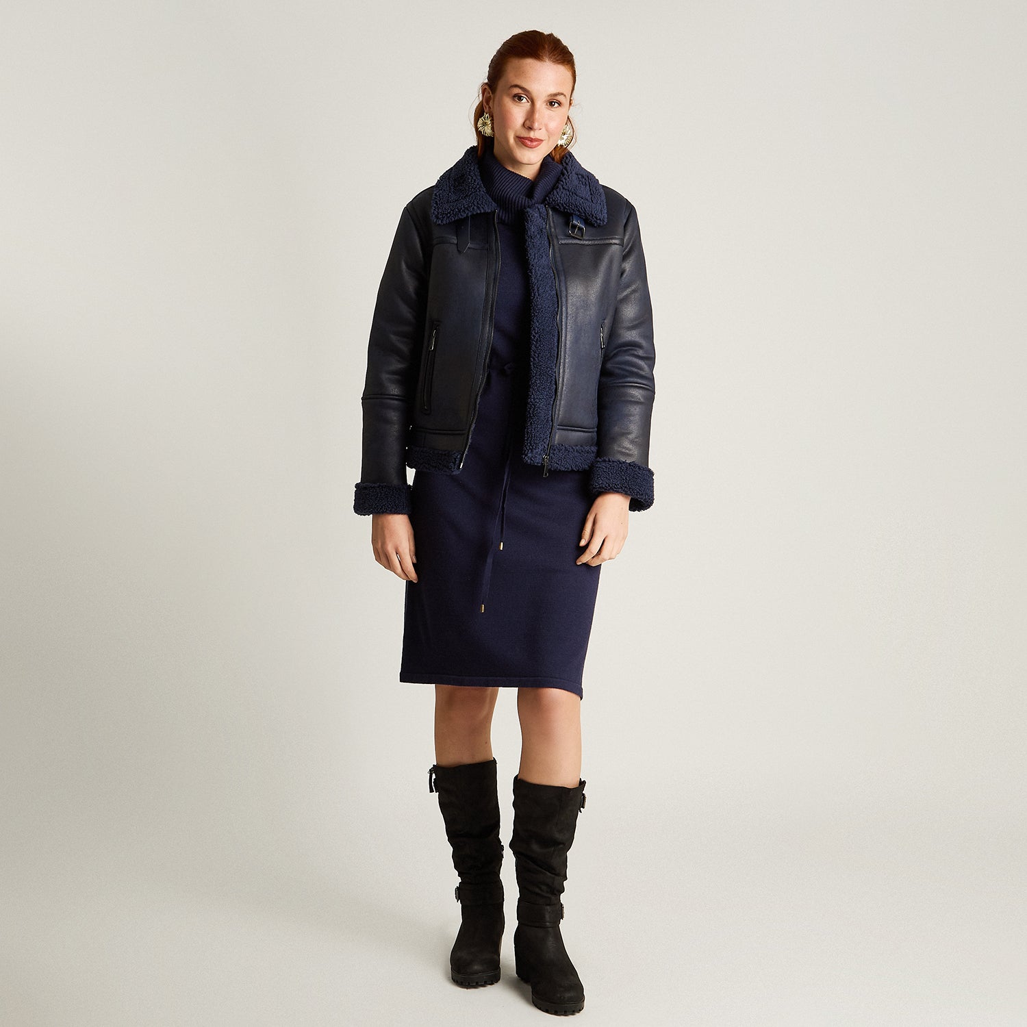 Chaqueta Azul Manga Larga Elasticidad Nula Con Forro Calce Normal Tela Bonded