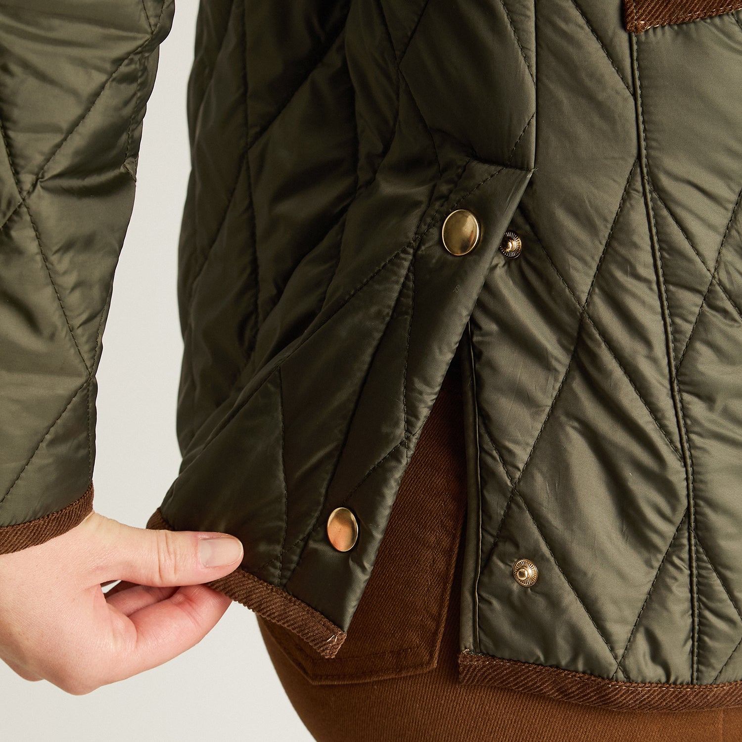 Chaqueta Verde Manga Larga Elasticidad Nula Con Forro Calce Normal Tela Plano