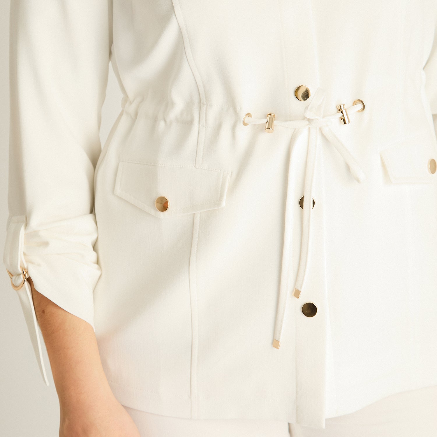 Chaqueta Crudo con Cordón Ajustable