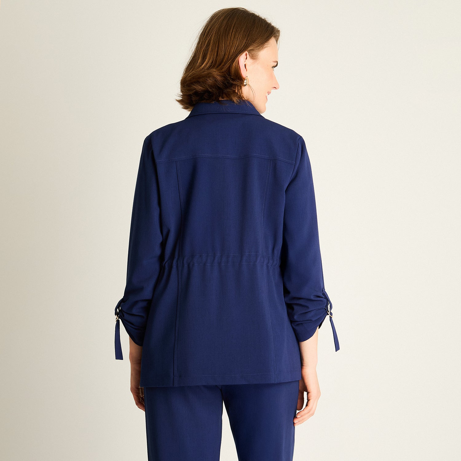 Chaqueta Azul con Ajuste en la Cintura