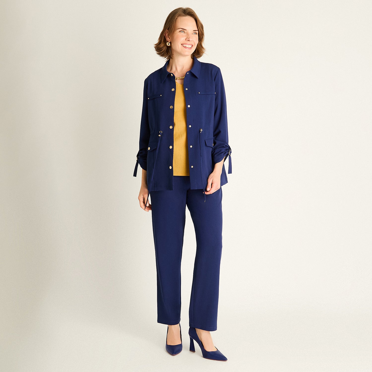 Chaqueta Azul con Ajuste en la Cintura