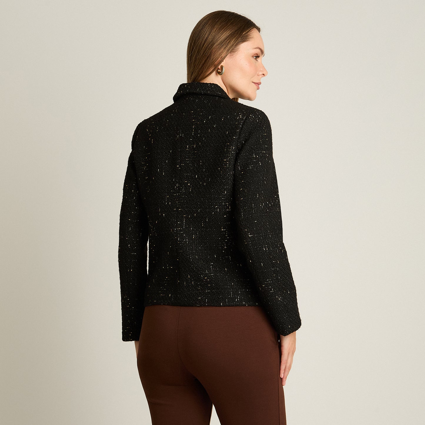 Casaca Negro Manga Larga Elasticidad Nula Con Forro Calce Normal Tela Plano