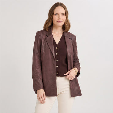 Casaca de Suede Café en modelo plus size