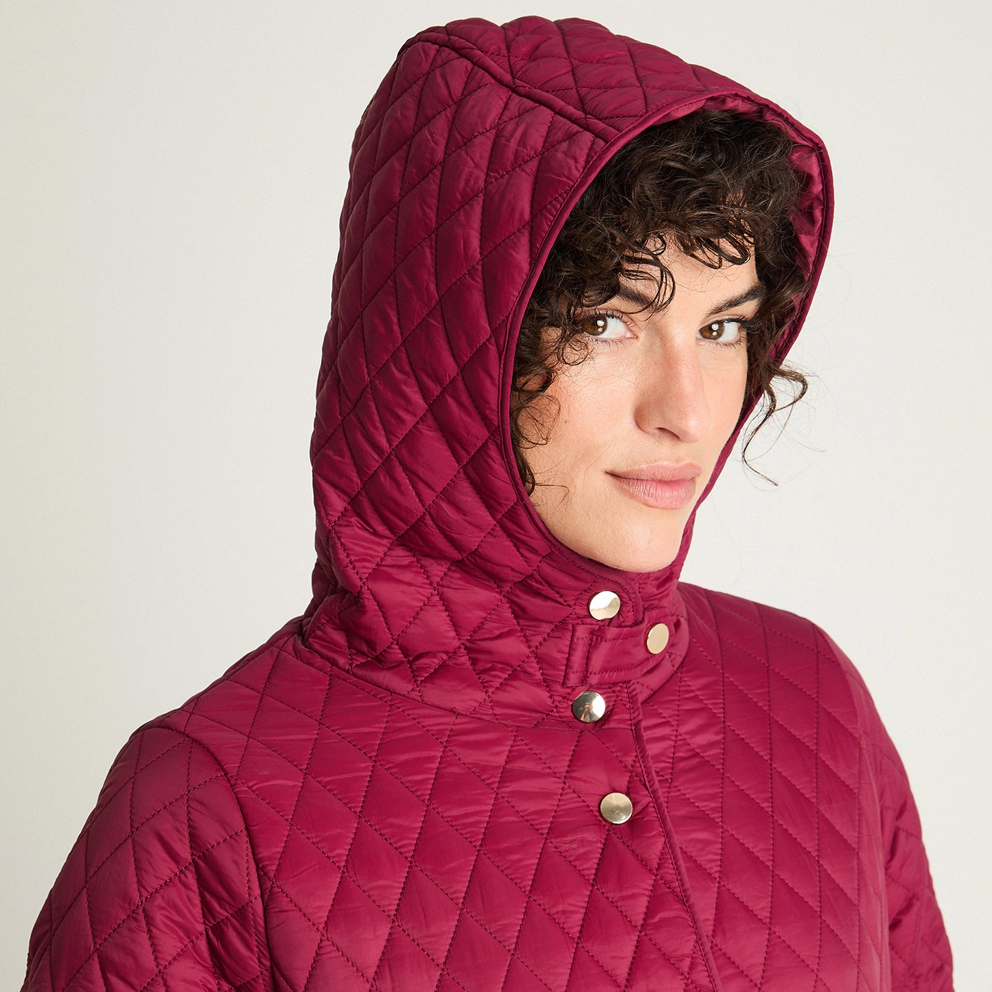 Parka Larga Con Gorro Burdeo Lorenzo Di Pontti